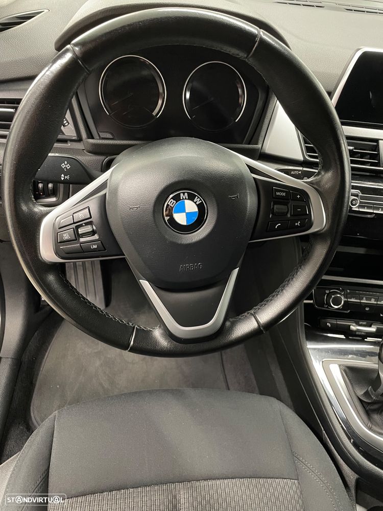 BMW 216 Active Tourer d Auto - 19