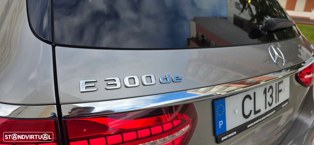 Mercedes-Benz E 300 de 4Matic 9G-TRONIC AMG Line - 10