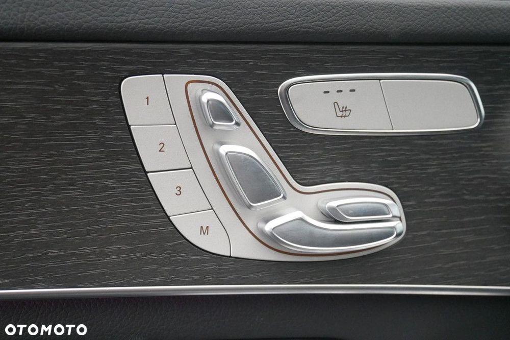 Mercedes-Benz GLC - 39