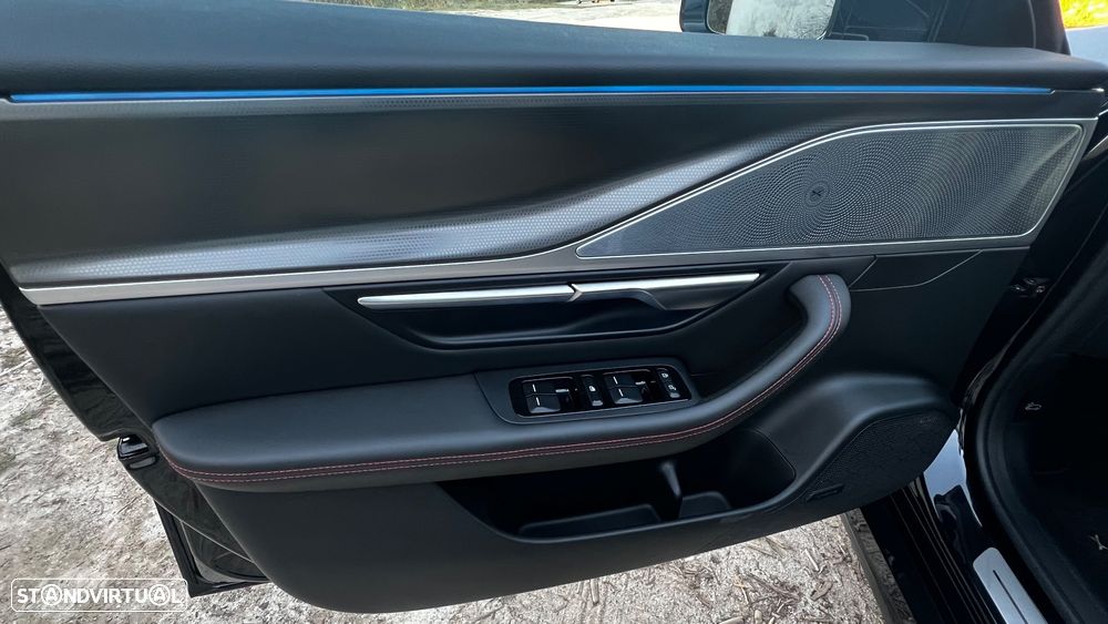 Xpeng P7i 86.2 kWh Long Range + Premium Cockpit - 20