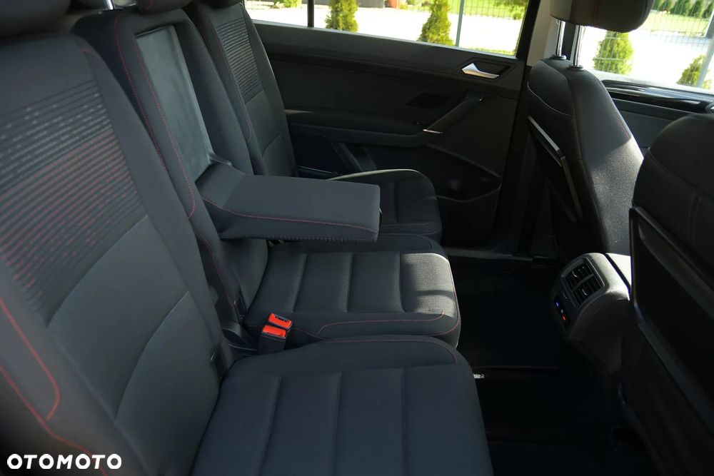 Volkswagen Touran 2.0 TDI BMT United - 20
