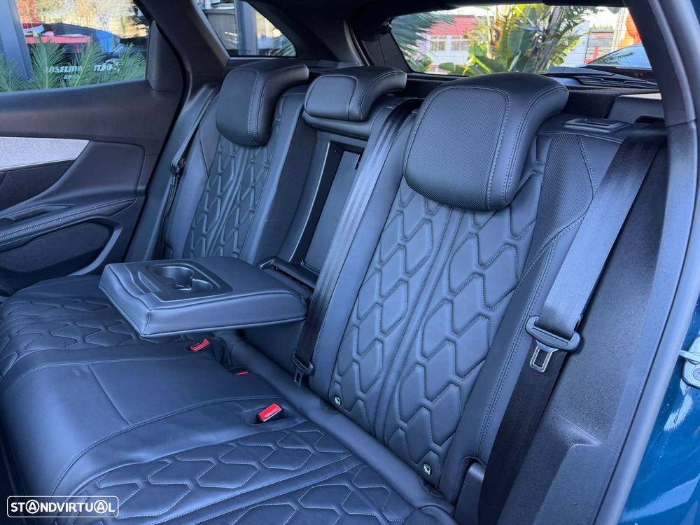 Peugeot 3008 1.6 Hybrid GT e-EAT8 - 23