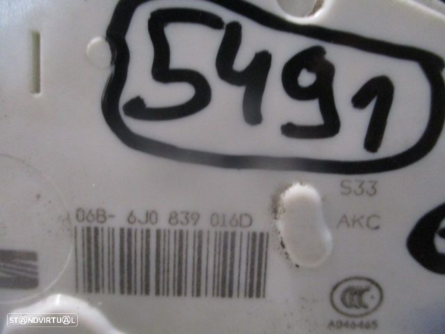 Fecho 6J0839016D SEAT IBIZA 2012 1.2TDI 75CV 5P BRANCO TD 6 PINOS - 5