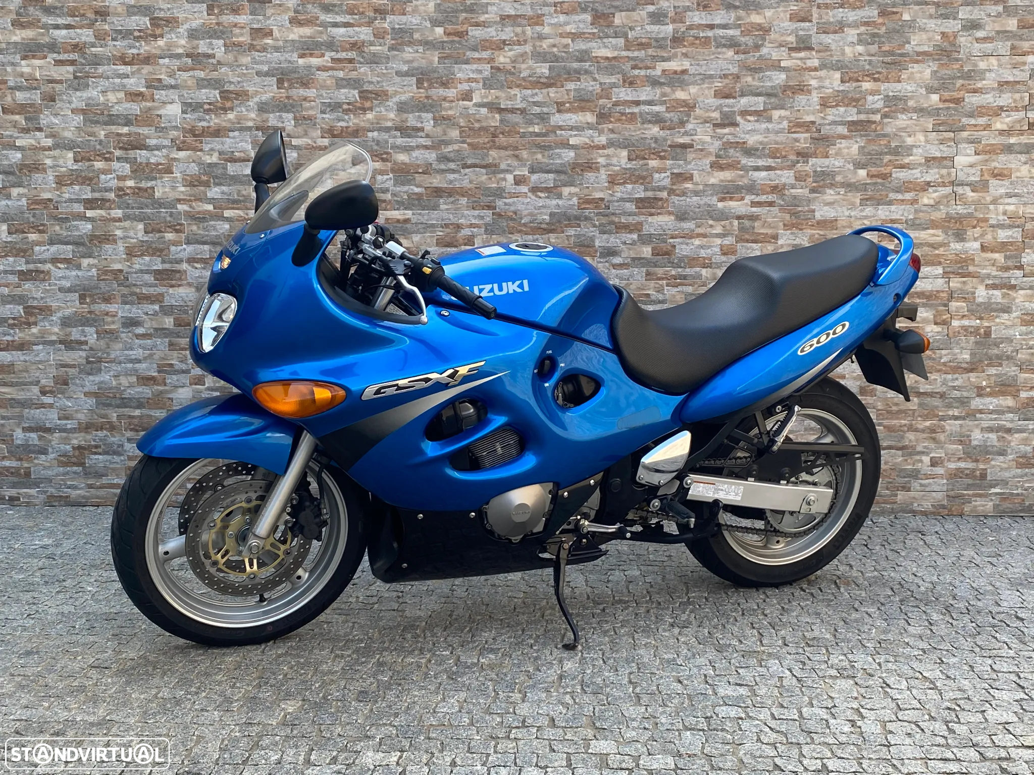 Suzuki GSX F 600 23000klm NACIONAL EXCELENTE ESTADO - 2