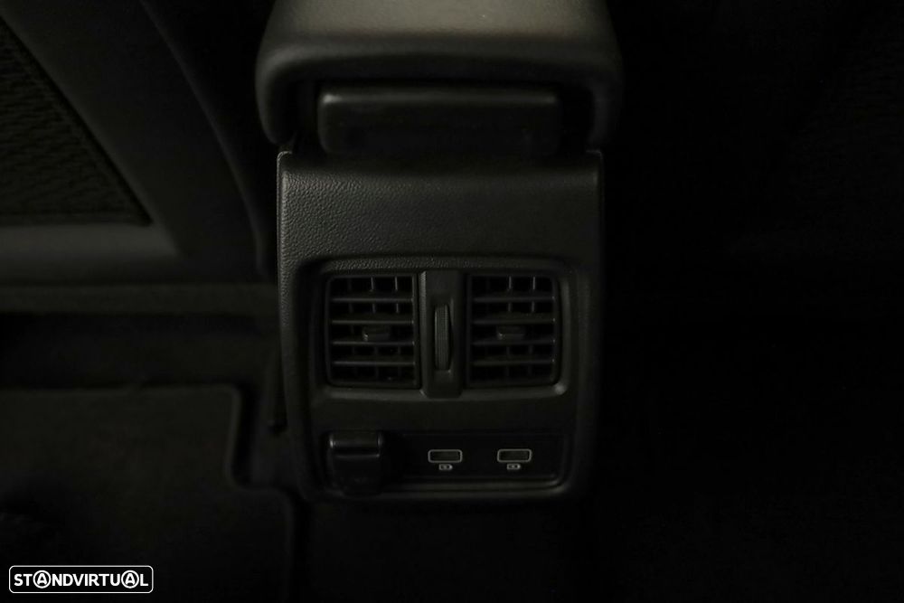 Renault Captur 1.0 TCe Techno Bi-Fuel - 23