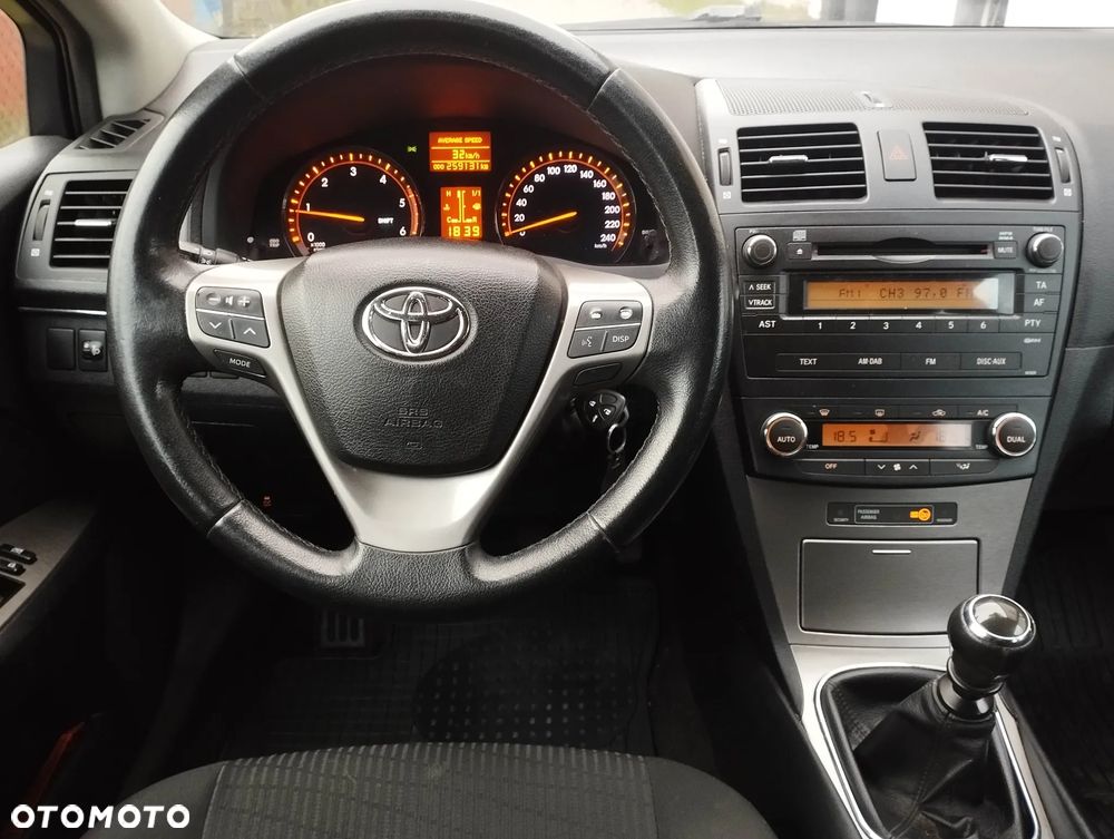 Toyota Avensis 2.0 D-4D Platinium - 7