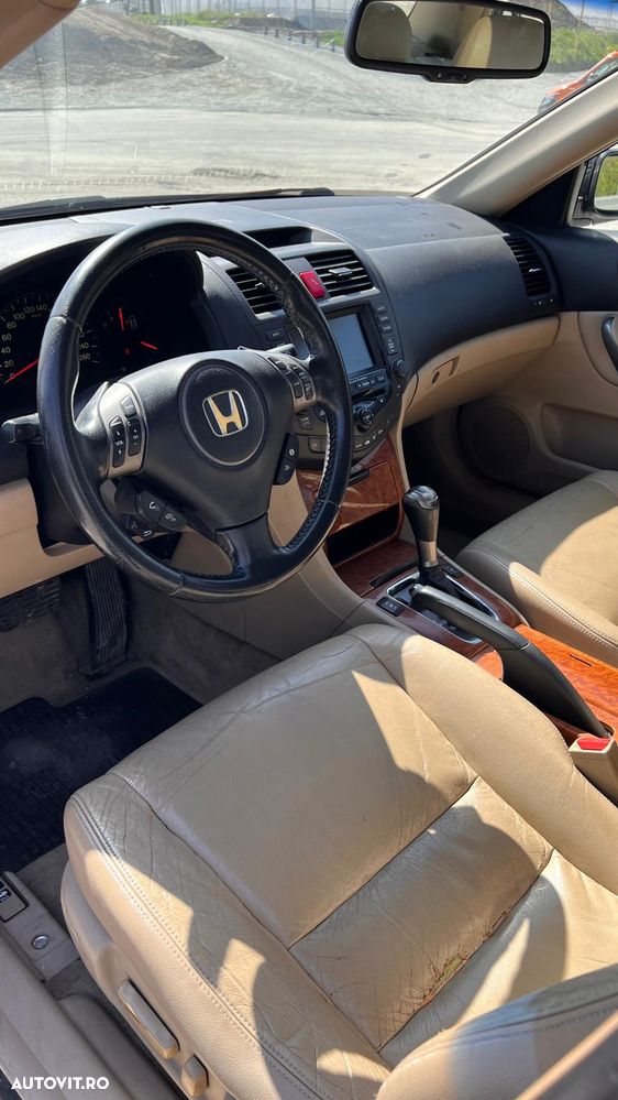 Honda Accord 2.4i Aut Exec - 14