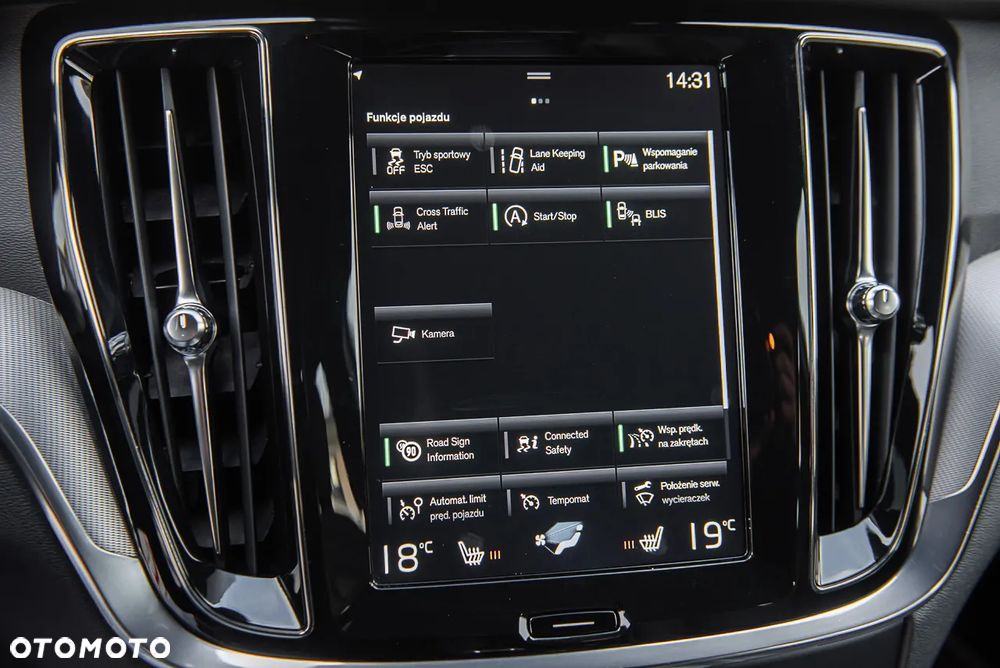 Volvo V60 T5 Geartronic R-Design - 25