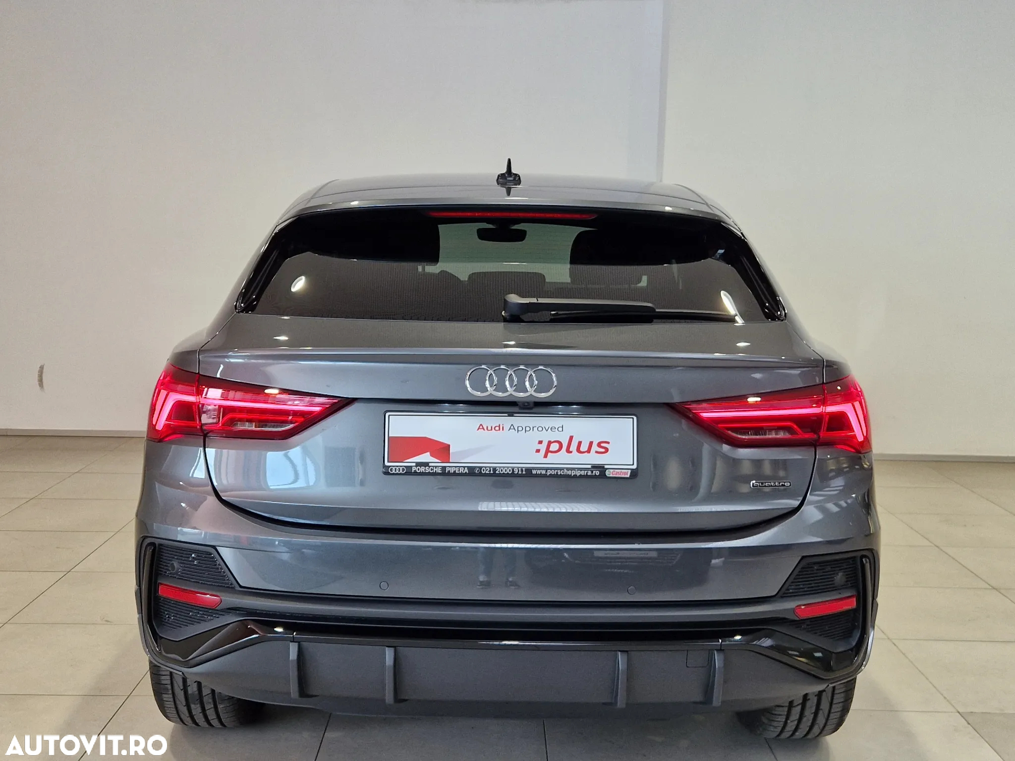 Audi Q3 Sportback 2.0 40 TFSI quattro S tronic S Line - 8
