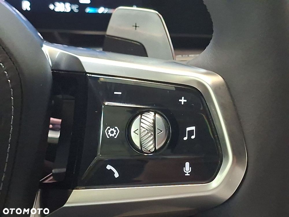 BMW Seria 7 - 29