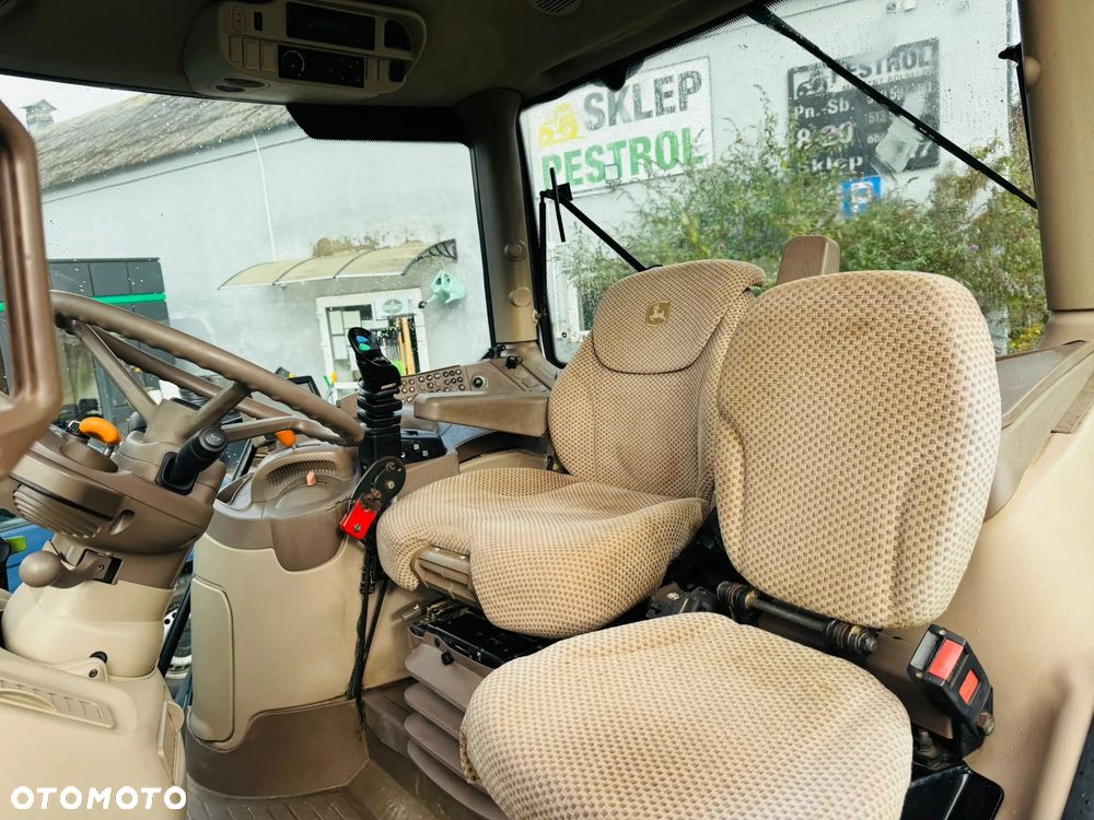 John Deere 6125R - 18