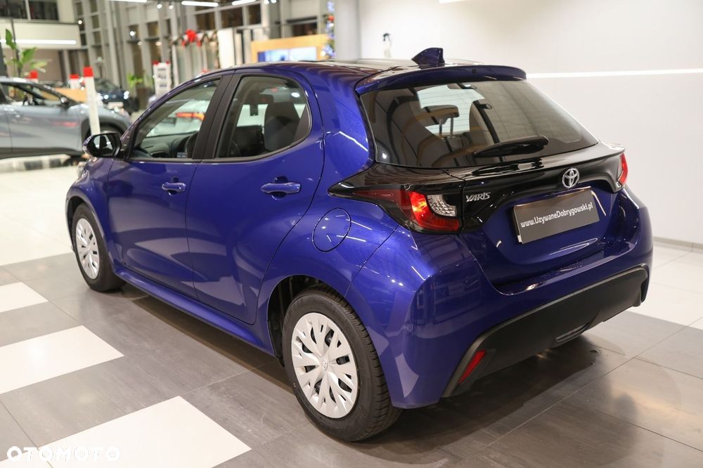 Toyota Yaris - 5