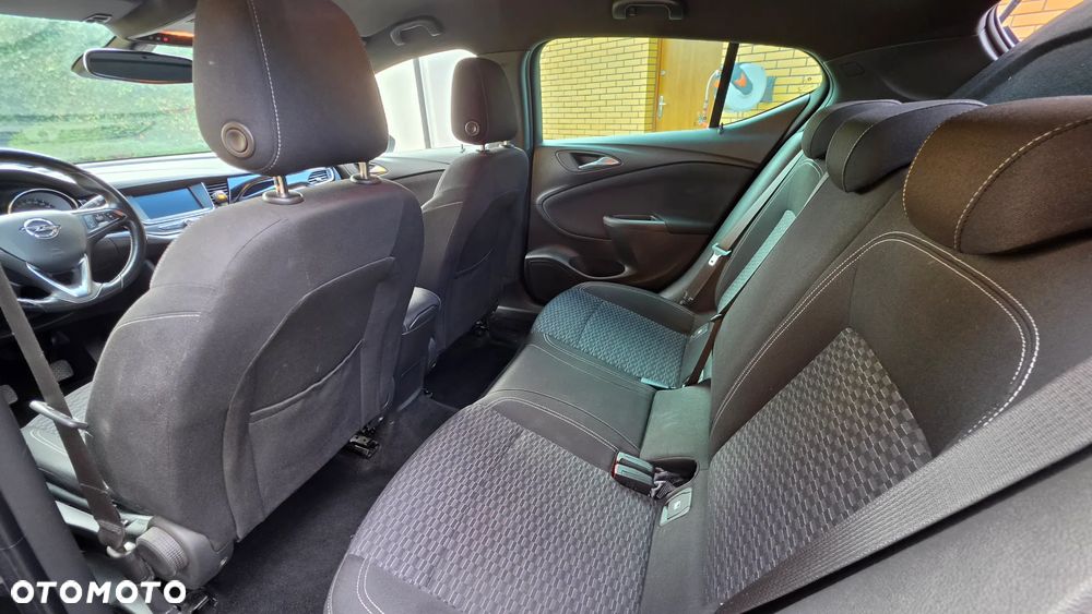Opel Astra 1.6 CDTI Business - 29