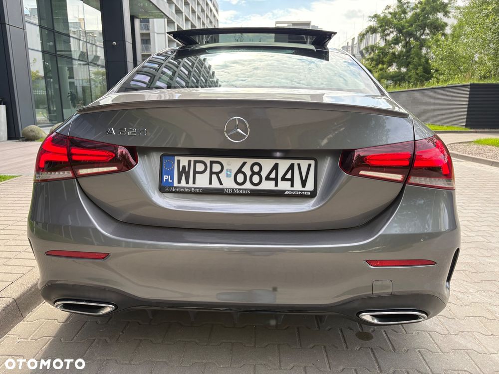 Mercedes-Benz Klasa A 220 AMG Line 7G-DCT - 8