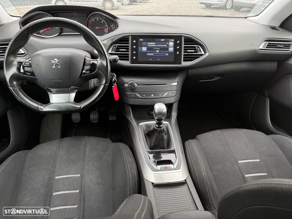 Peugeot 308 SW 1.6 e-HDi Active J17 - 9