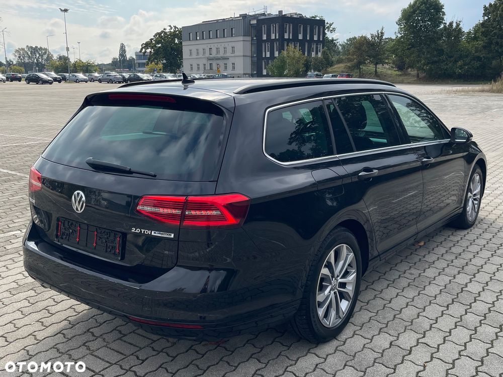Volkswagen Passat 2.0 TDI Business DSG - 7