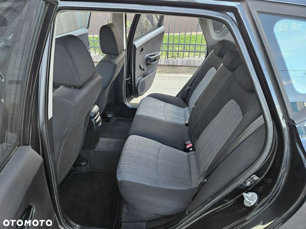 Kia Ceed - 9