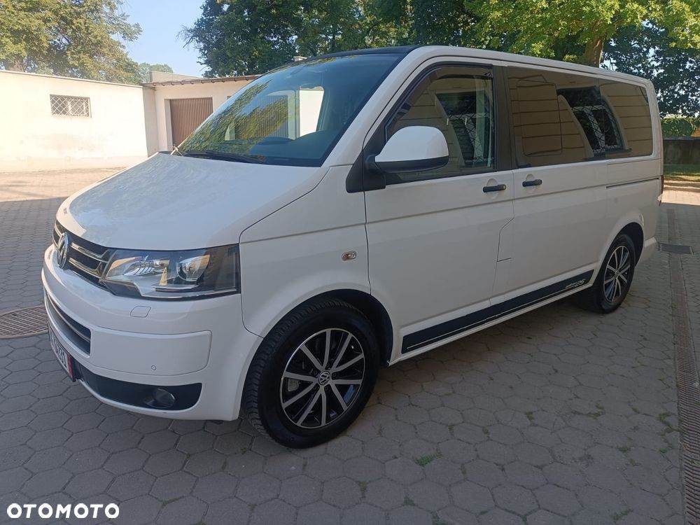 Volkswagen Multivan - 1