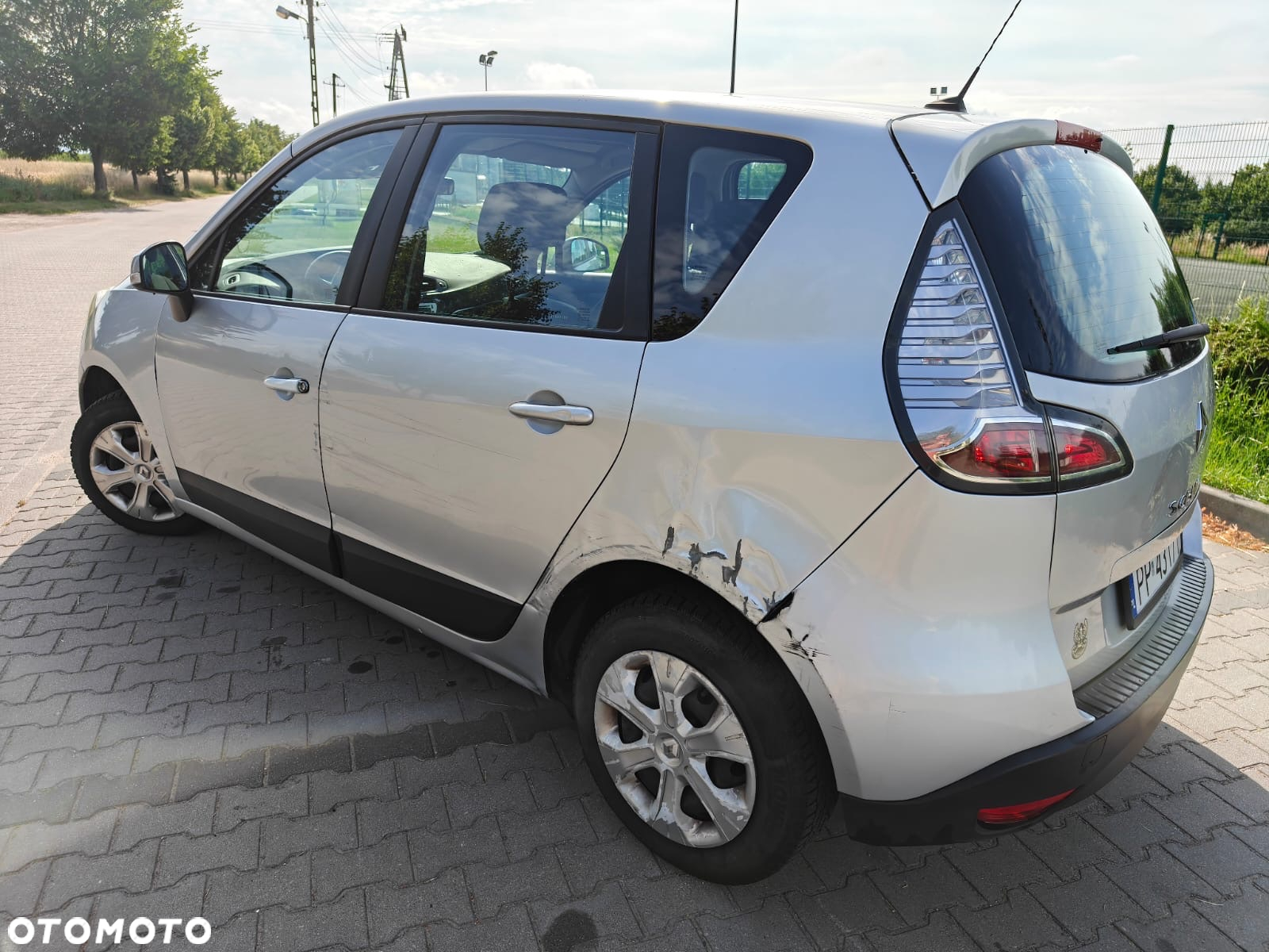 Renault Scenic 1.5 dCi Dynamique - 3