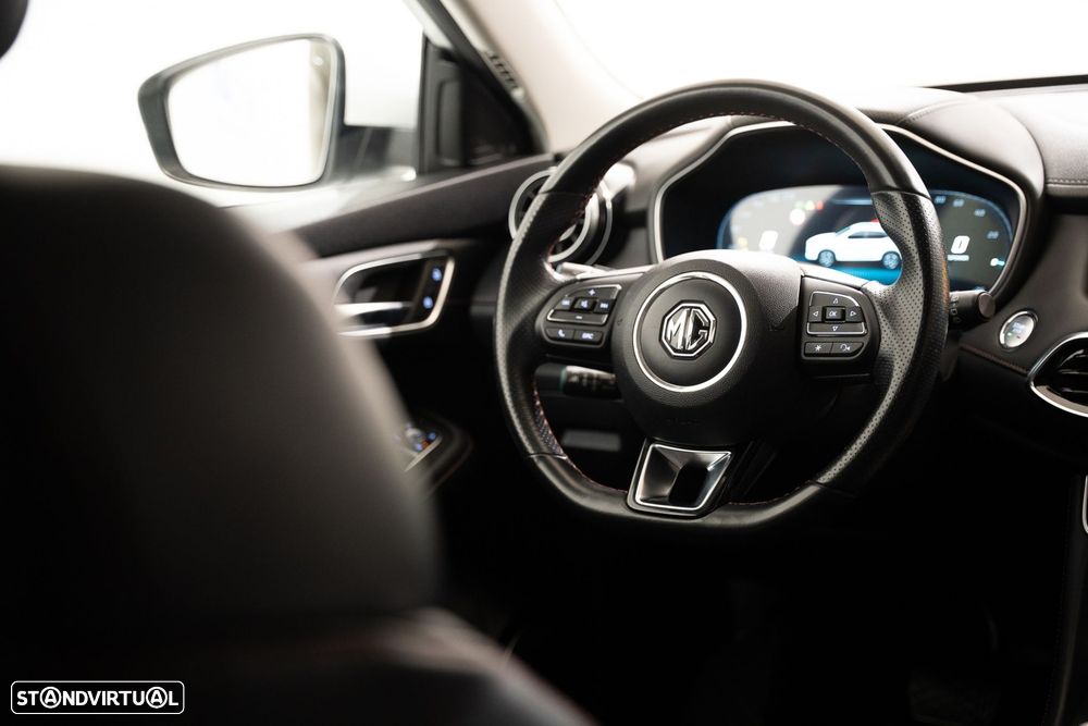 MG EHS 1.5 T-GDI Plug-in Hybrid Luxury - 11
