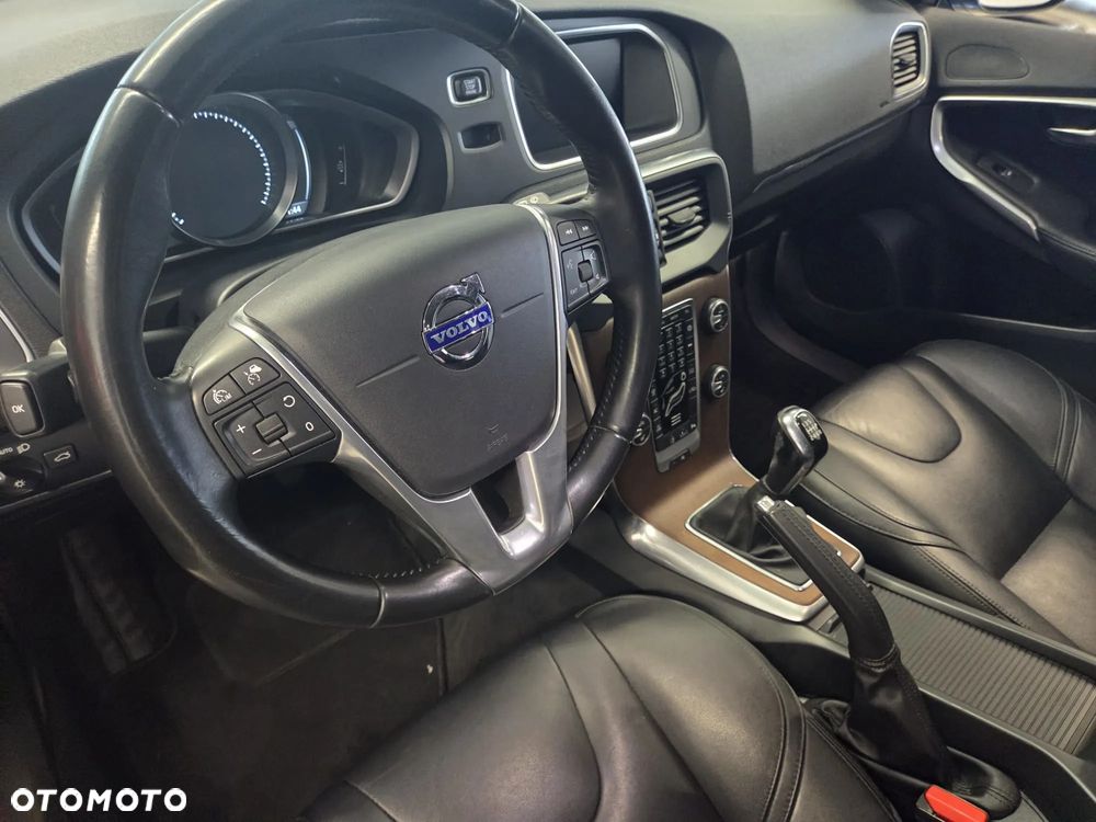 Volvo V40 - 9