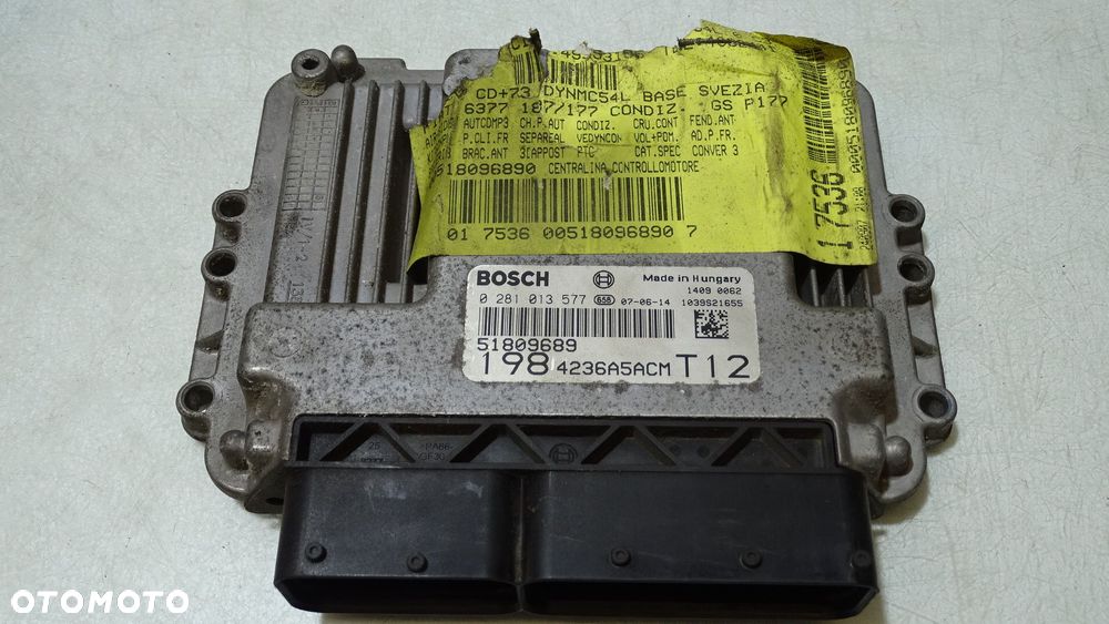 KOMPUTER SILNIKA FIAT BRAVO II 1.9JTD 51809689 - 1