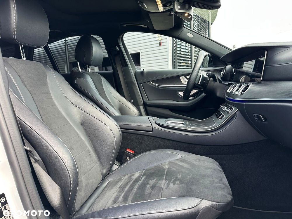 Mercedes-Benz Klasa E - 14