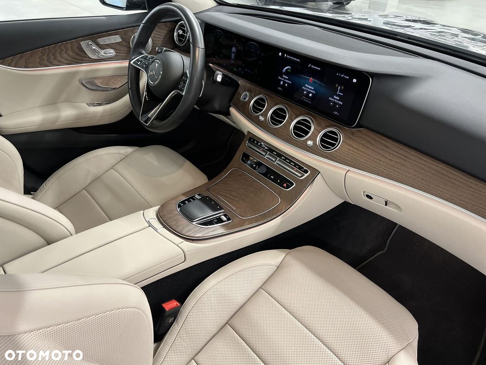 Mercedes-Benz Klasa E - 10