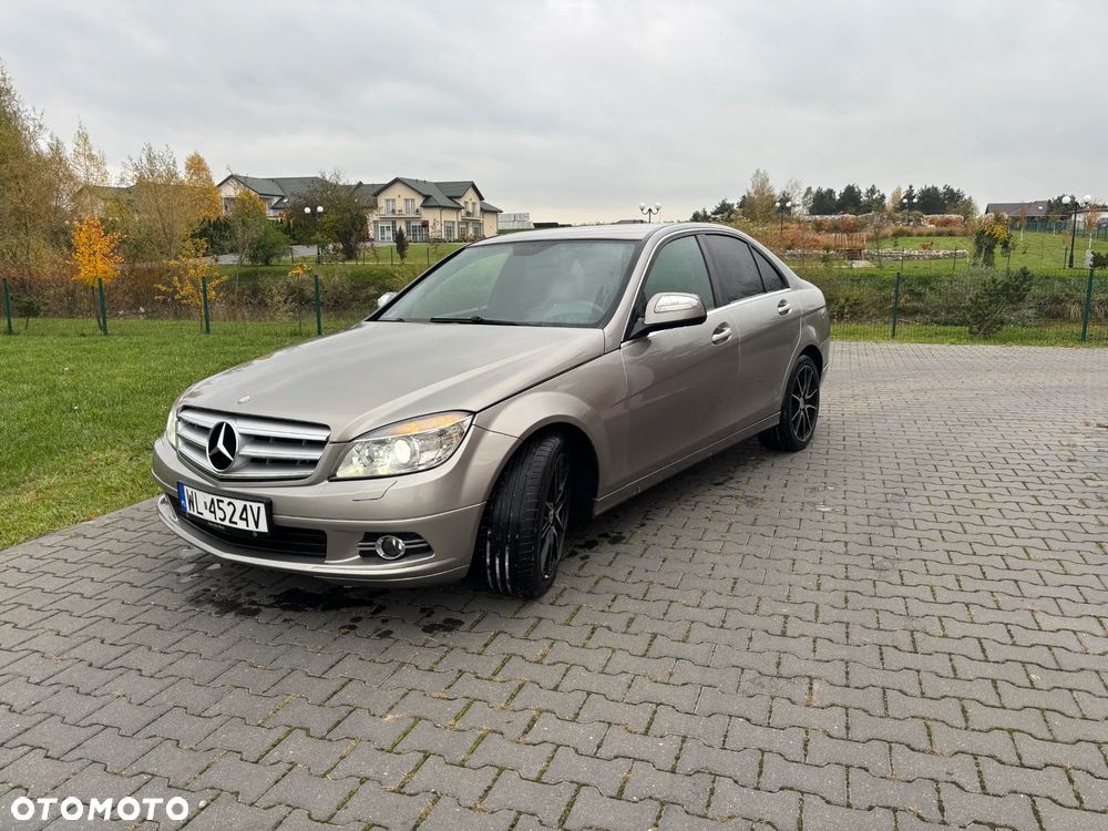 Mercedes-Benz C-Class 2008 photo 2