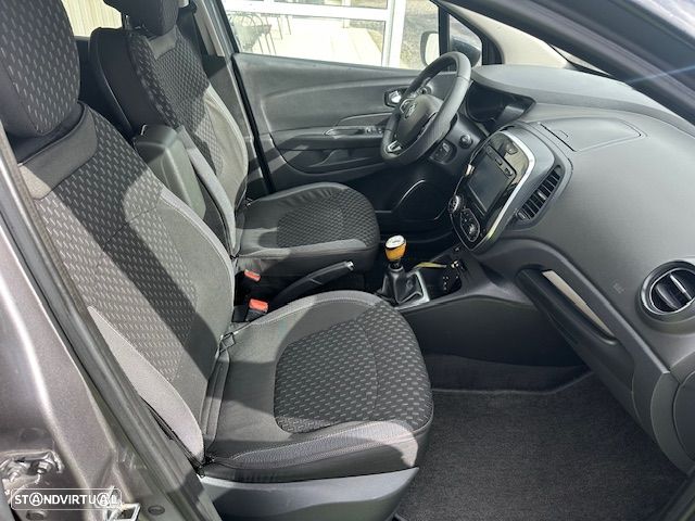 Renault Captur 1.5 dCi Exclusive - 11