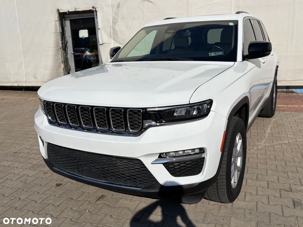 Jeep Grand Cherokee - 1