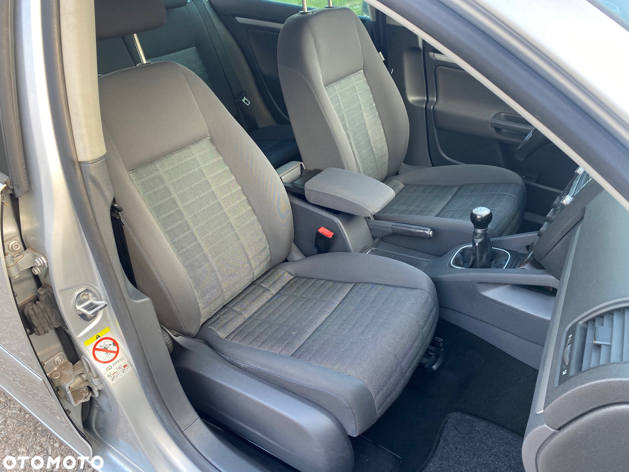 Volkswagen Golf 1.6 United - 25