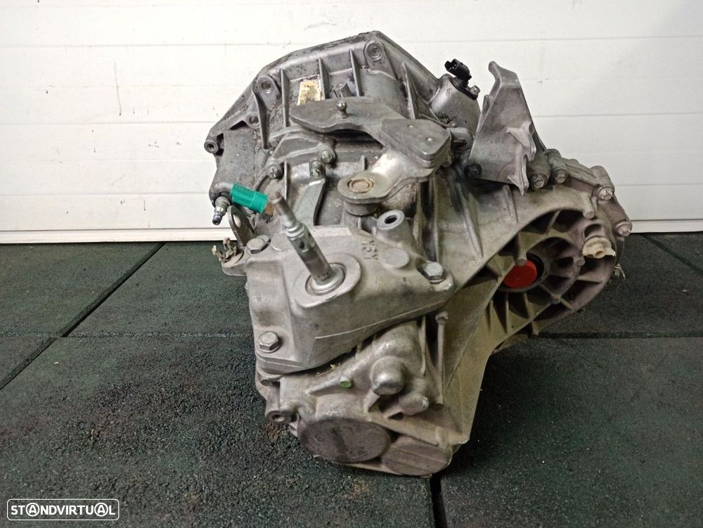 CAIXA DE VELOCIDADES RENAULT MEGANE II BERLINA 5P CONFORT DYNAMIQUE - 5