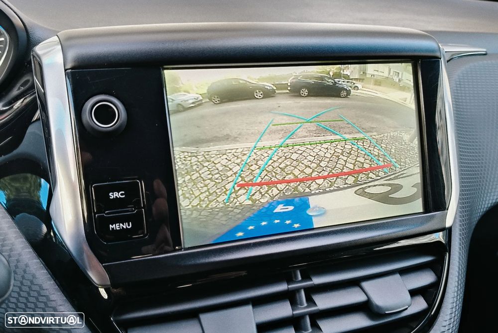 Peugeot 2008 1.6 BlueHDi Allure - 29