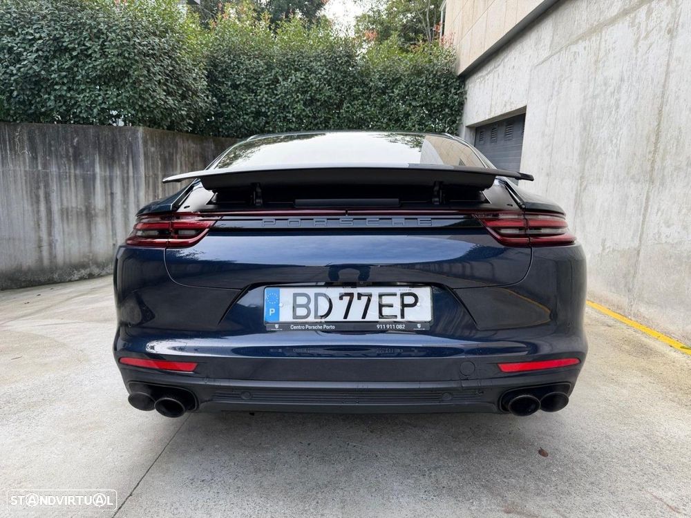 Porsche Panamera 4 E-Hybrid Platinum Edition - 8