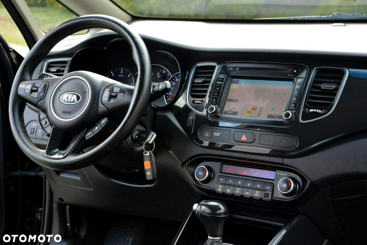 Kia Carens 1.7 CRDi 141 ISG Spirit - 17