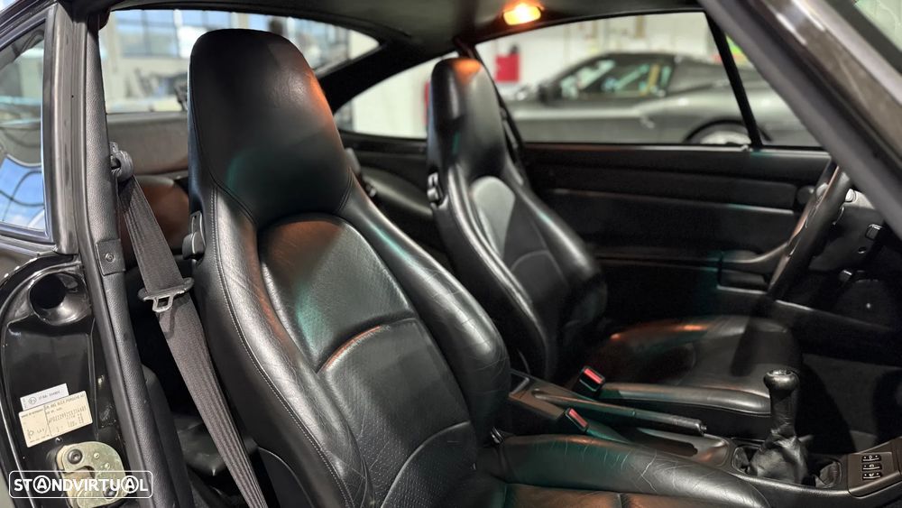 Porsche 911 (993) Cabriolet 3.6 Carrera 2 - 19