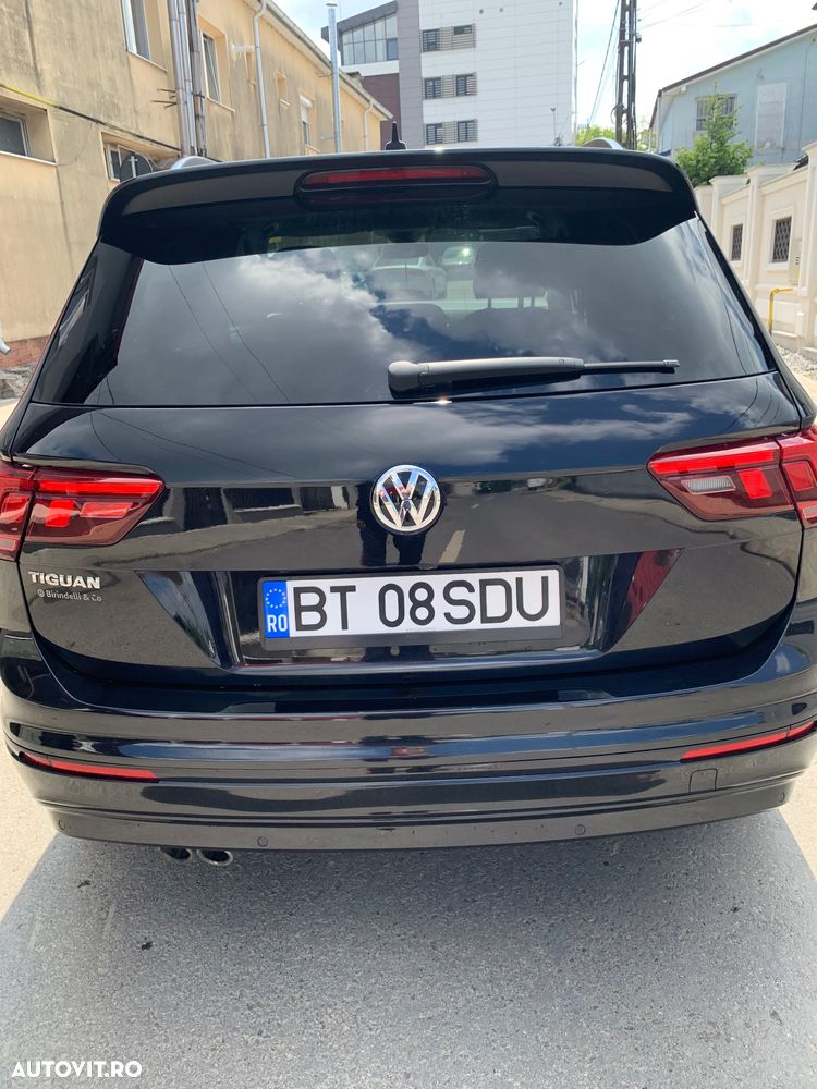 Volkswagen Tiguan - 31