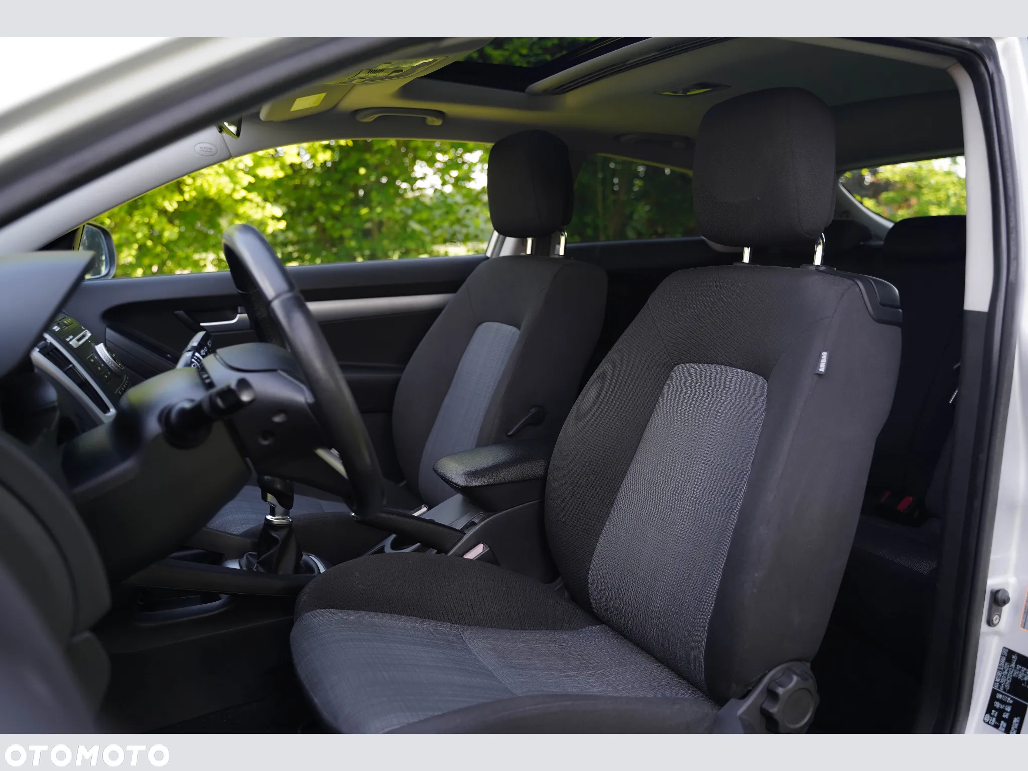 Kia ProCeed - 27