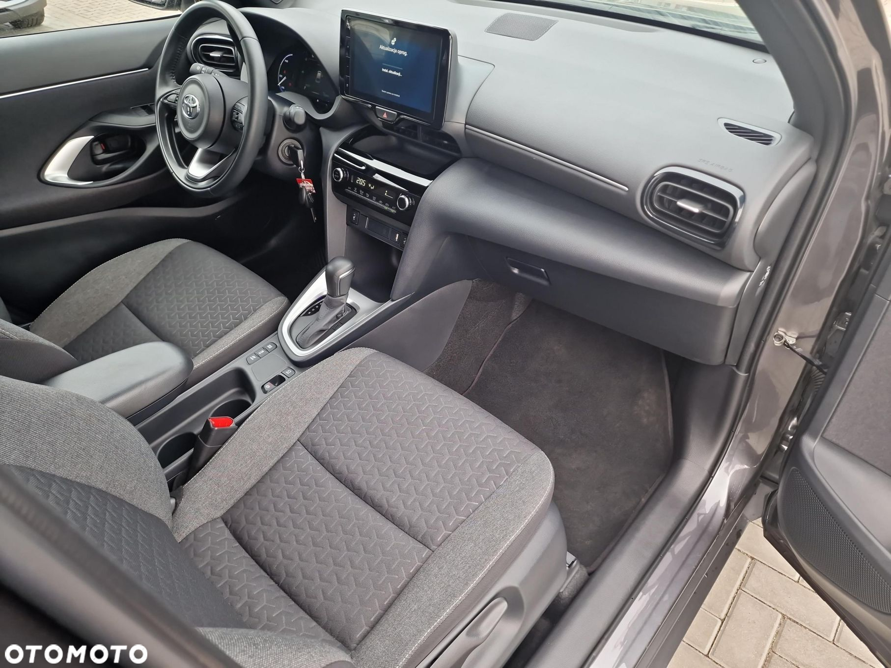 Toyota Yaris Cross - 14