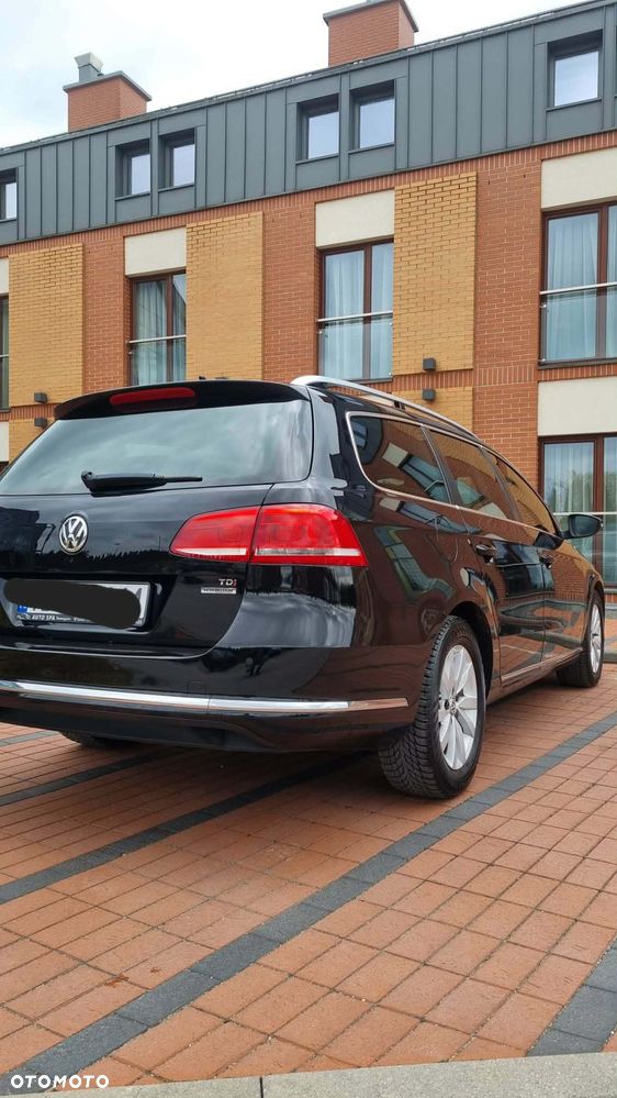 Volkswagen Passat 1.6 TDI BlueMotion Technology Comfortline - 4