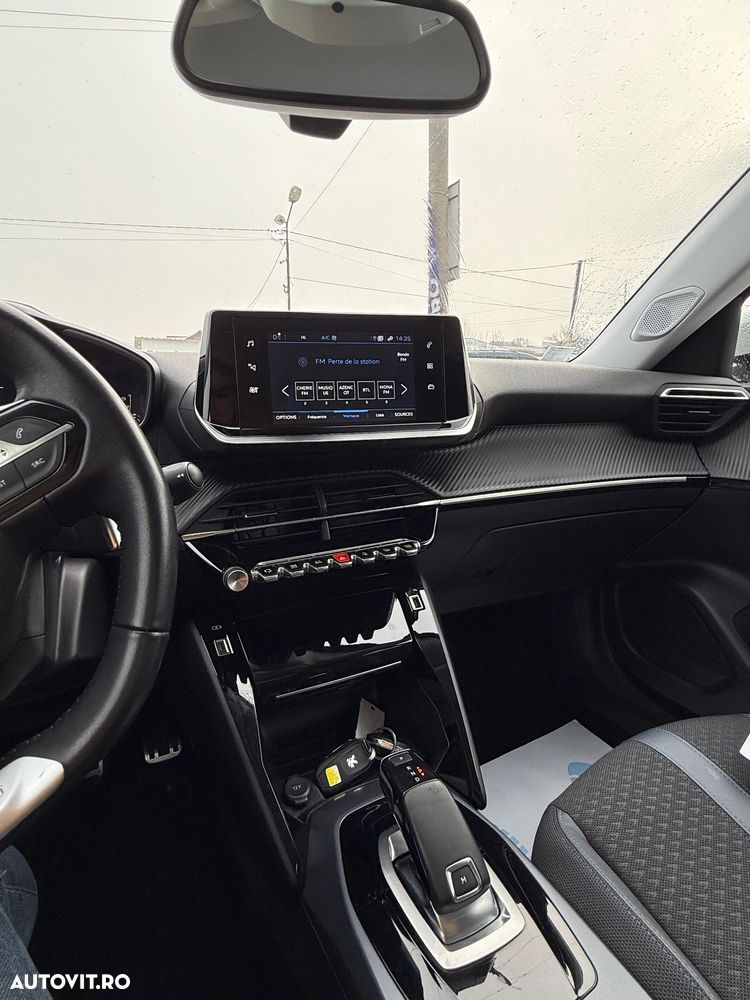 Peugeot 2008 1.5 BlueHDI EAT8 STT GT Pack - 37