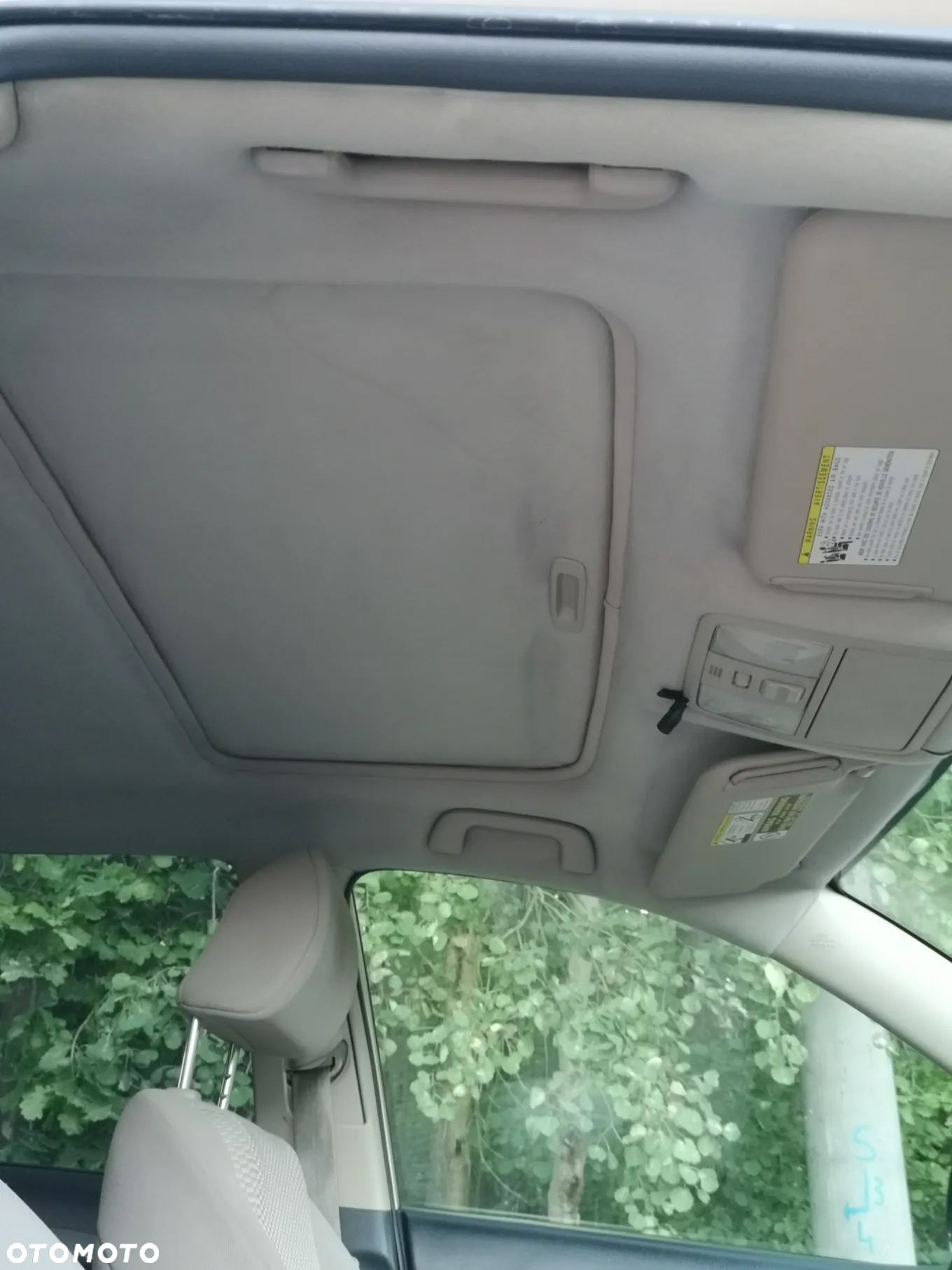 Toyota RAV4 - 8
