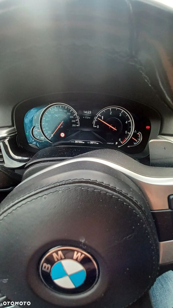 BMW Seria 5 530d xDrive M Sport sport - 21