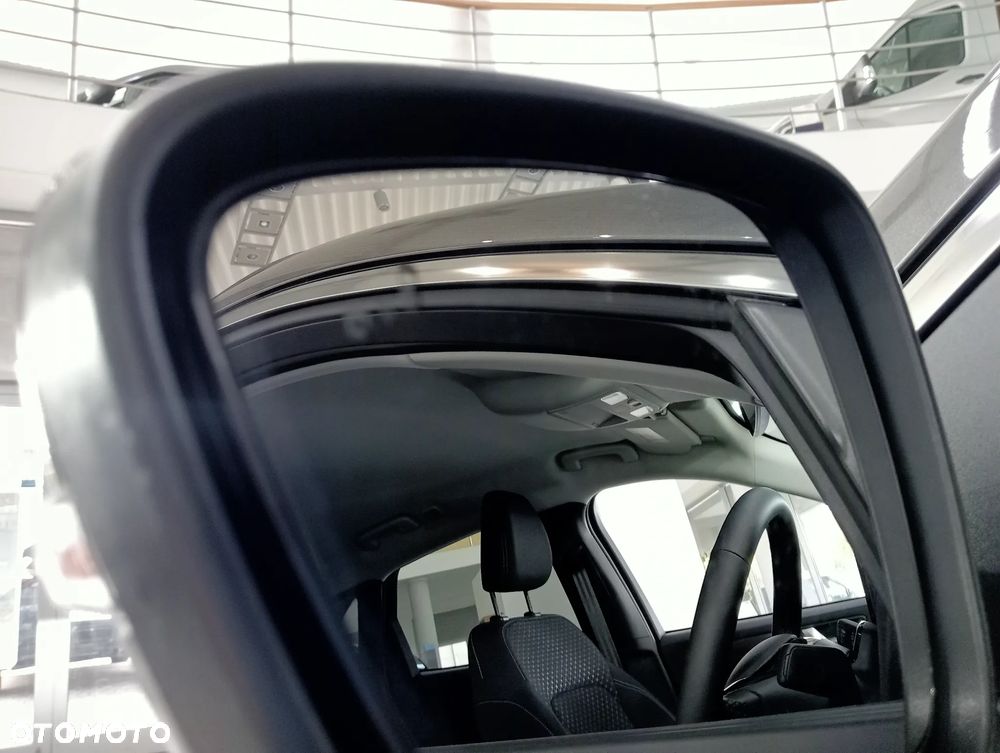 Ford Kuga - 28