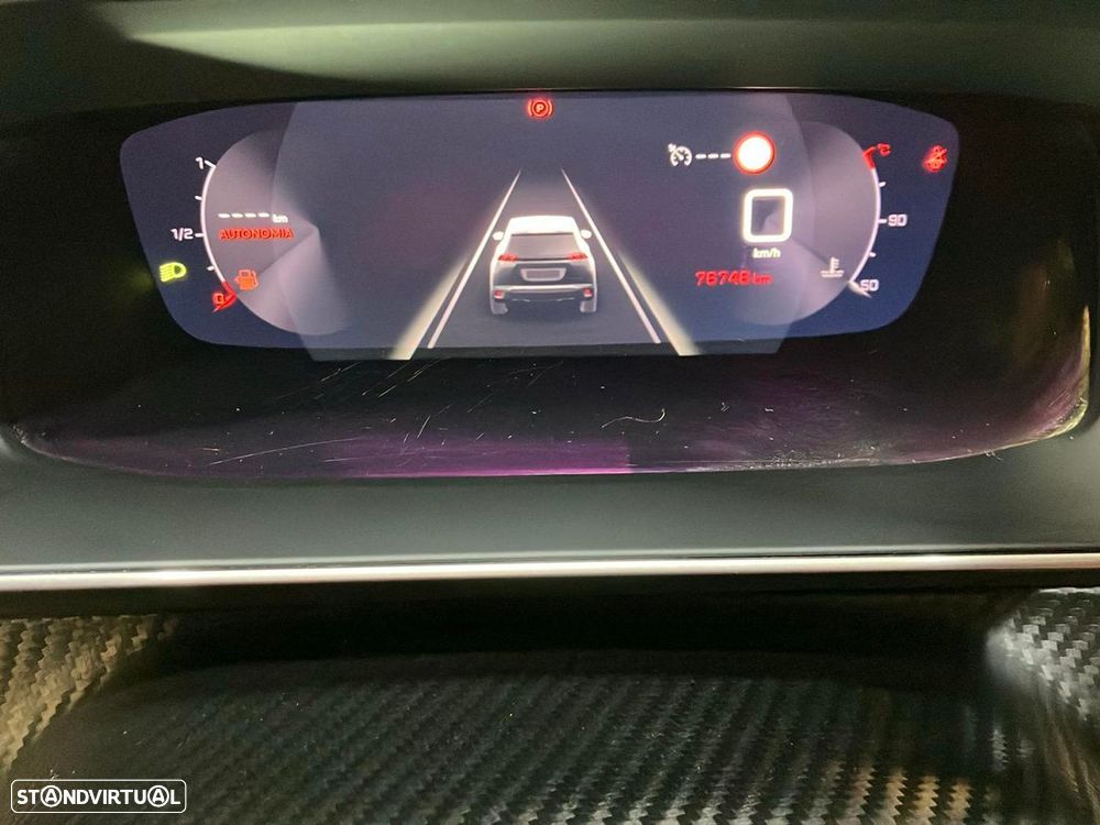 Peugeot 2008 1.2 PureTech Allure - 10