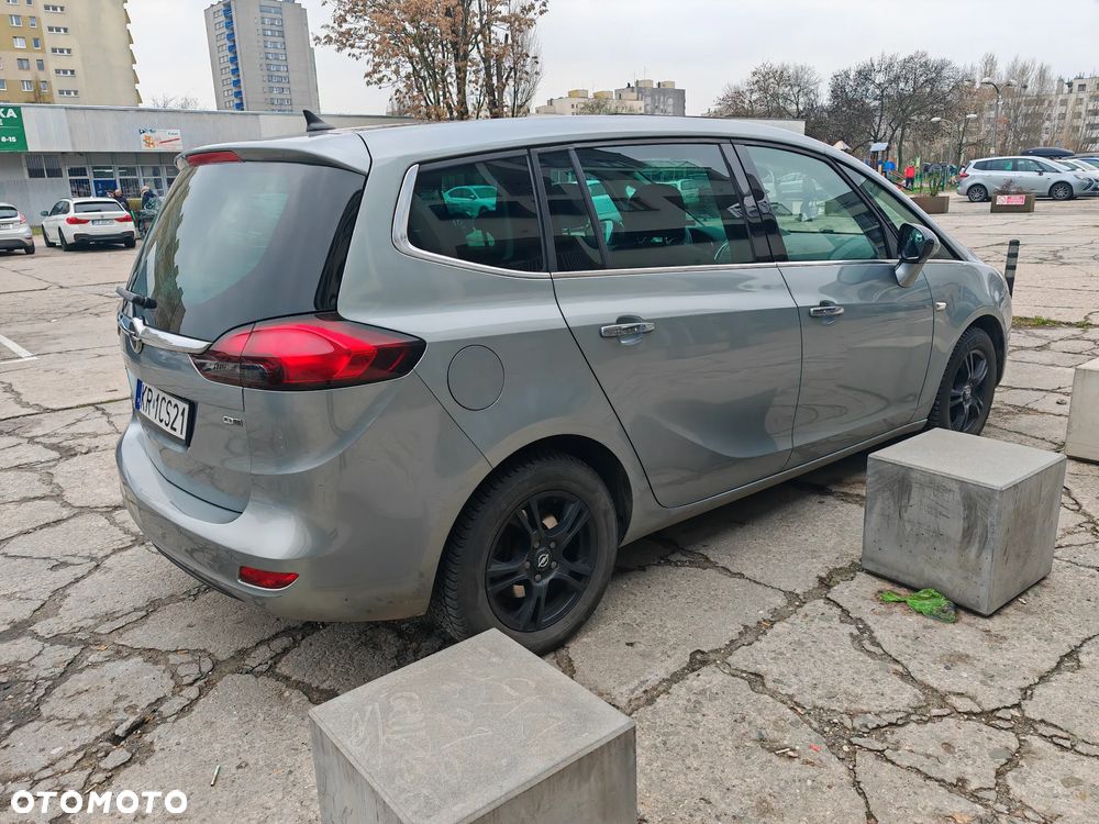 Opel Zafira Tourer 2.0 CDTI Innovation - 4