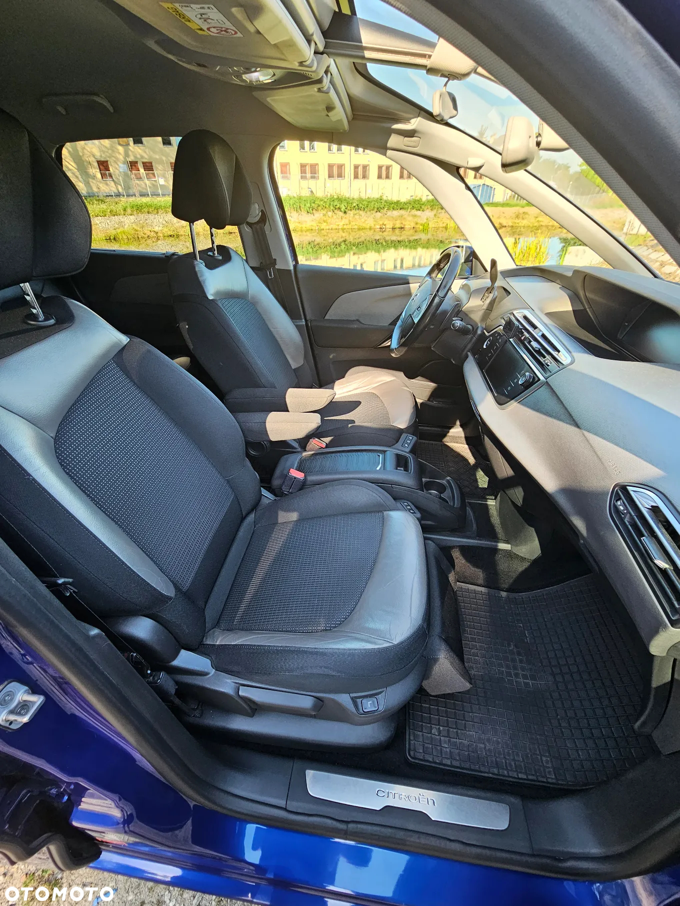 Citroën C4 Picasso 1.2 PureTech Shine S&S EAT6 - 18