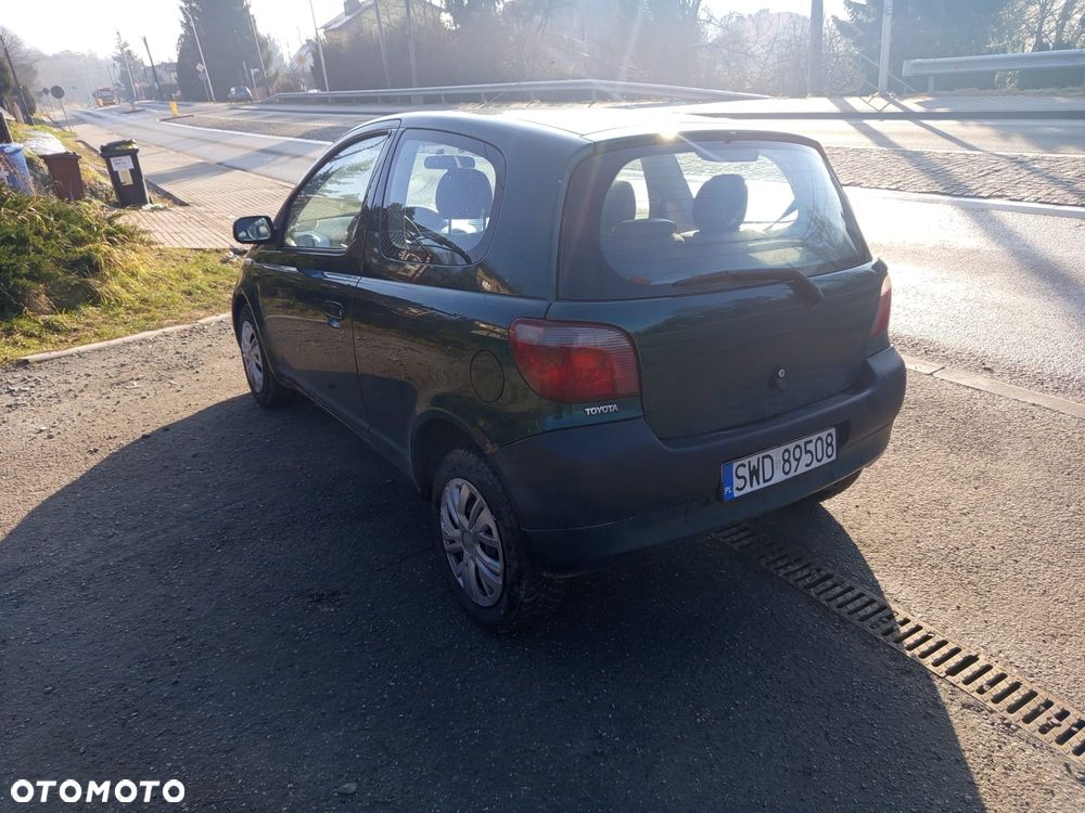 Toyota Yaris - 3