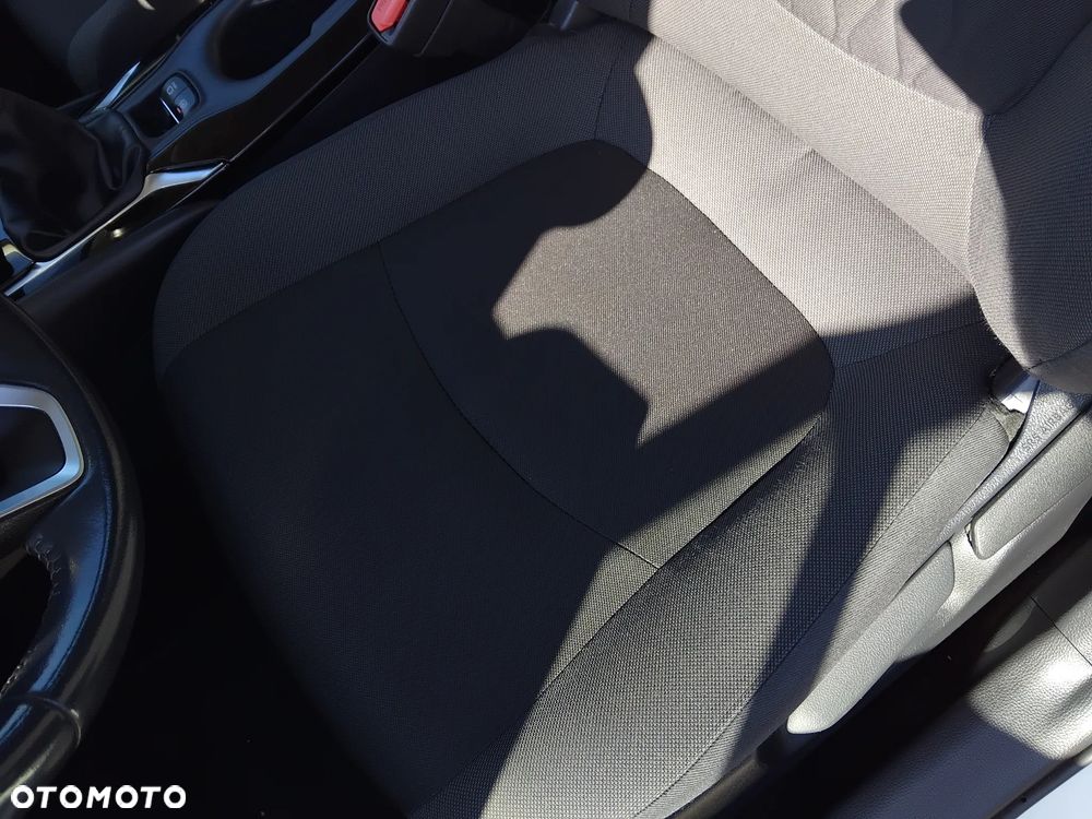 Toyota Corolla 1.5 Comfort - 21